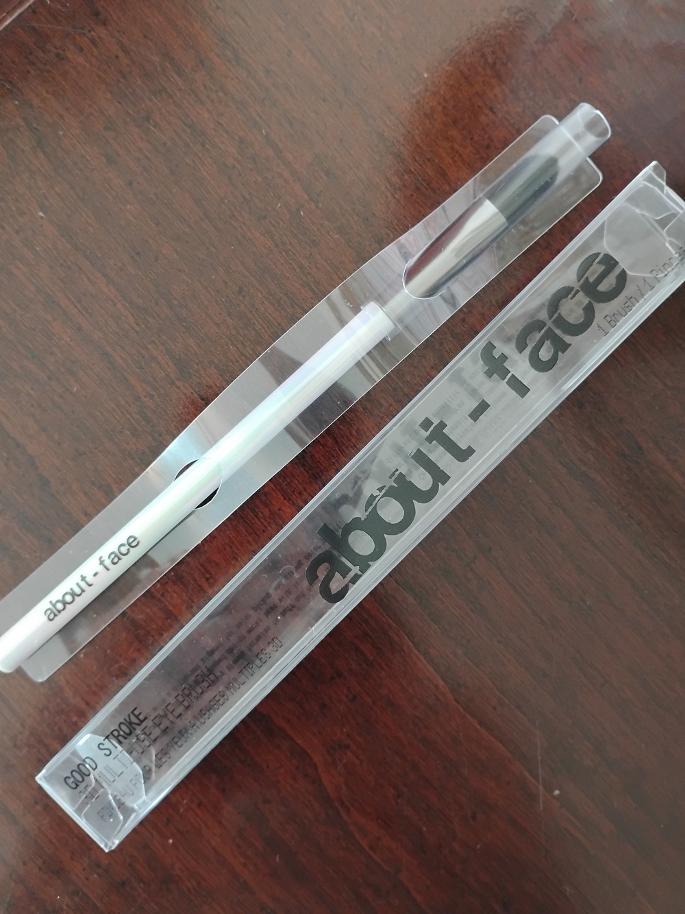 about·face Good Stroke 3D Multi Use Eye Brush